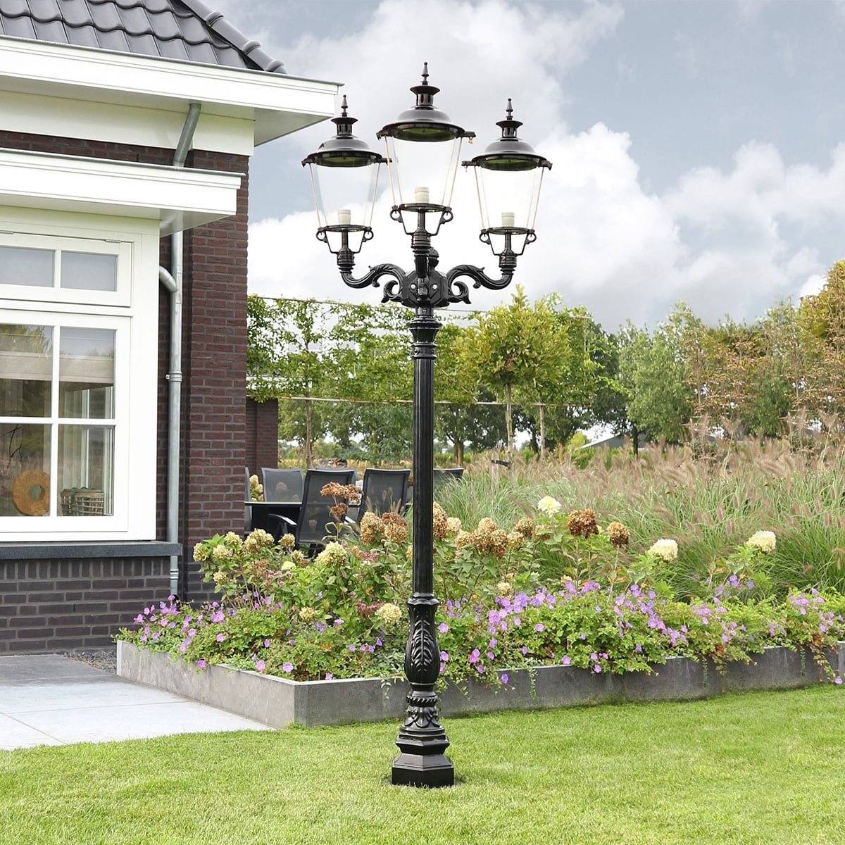 Regenboog taal Grondig Lichtmast tuin Enkhuizen 3-lichts - 243 cm | Manves.nl